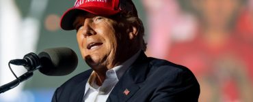 As midterms near, Trump shifts focus to 2024 and his own political future