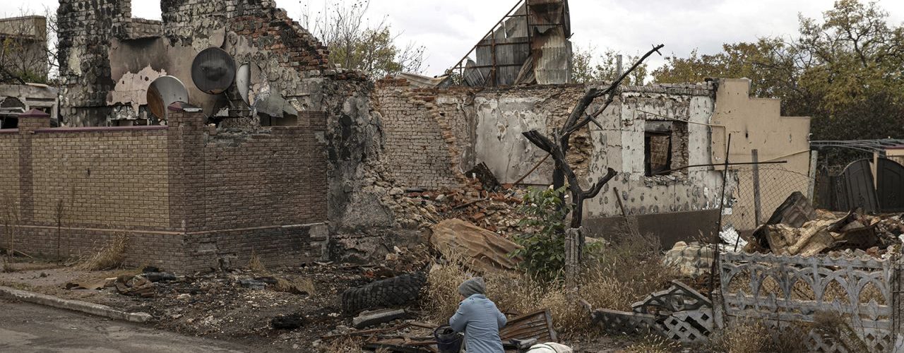 Ukrainian military claims Russian forces preparing for "potential retreat" in Kherson