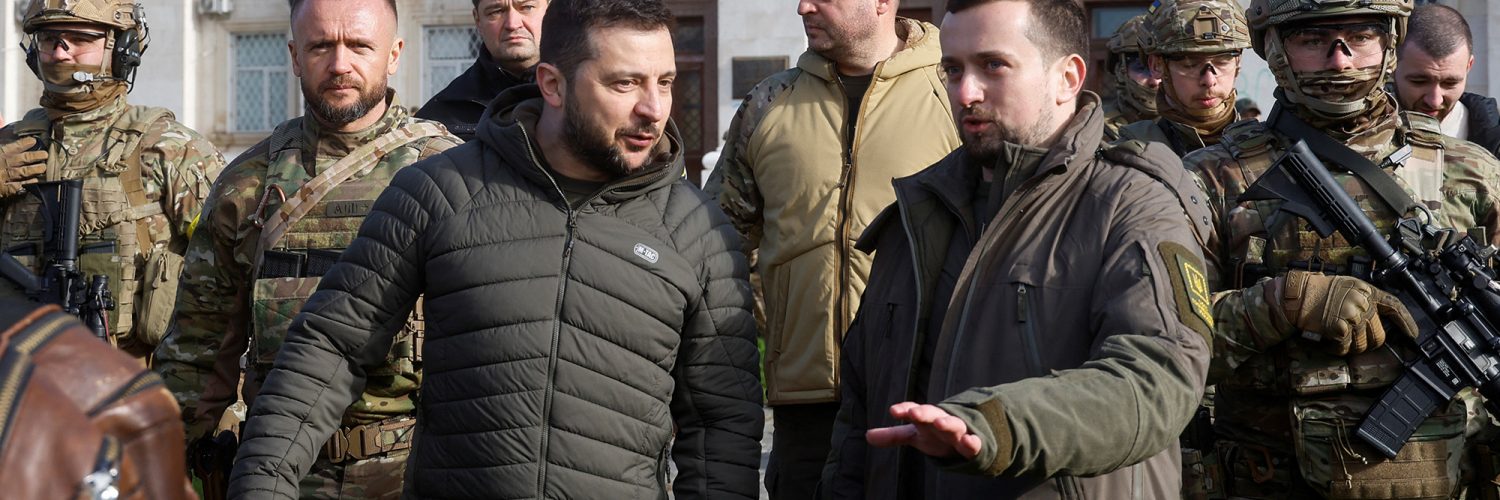 Zelensky visits newly-retaken Kherson city, says "we are moving forward"