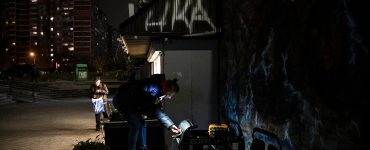 Kyiv mayor says it must be prepared for worst case scenario if city is left without water and electricity