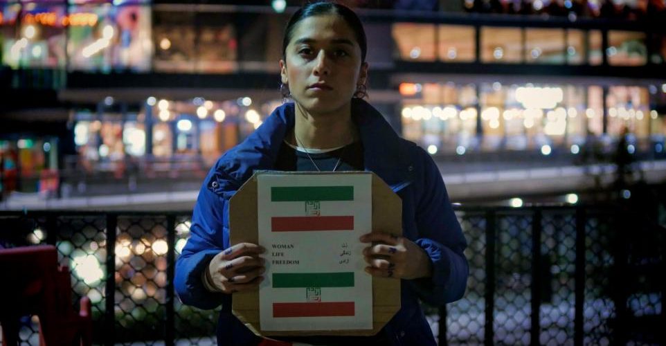 Iran protests: Southampton woman raises awareness of revolution