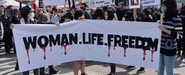 The Iranian Diaspora in the Protests: From Divergence to Convergence