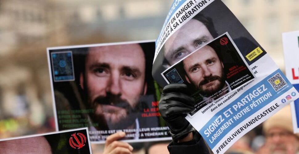 Thousands Protest in Brussels Demanding Release of Belgian Aid Worker in Iran