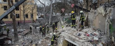 Rescue workers search for victims after Russian missile attack on Kramatorsk