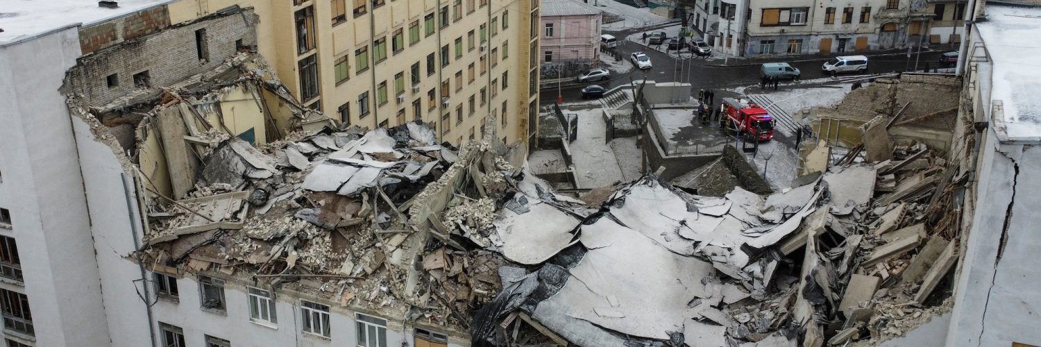 Ukrainian officials warn of widespread Russian missile attacks